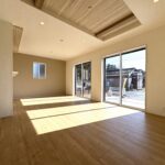 17.75帖の広いL;DK (居間)