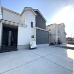 車３台駐車可能！ (外観)