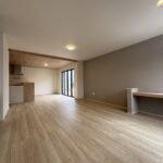 カフェカウンターのあるLDK (居間) カフェカウンターのあるLDK (居間)